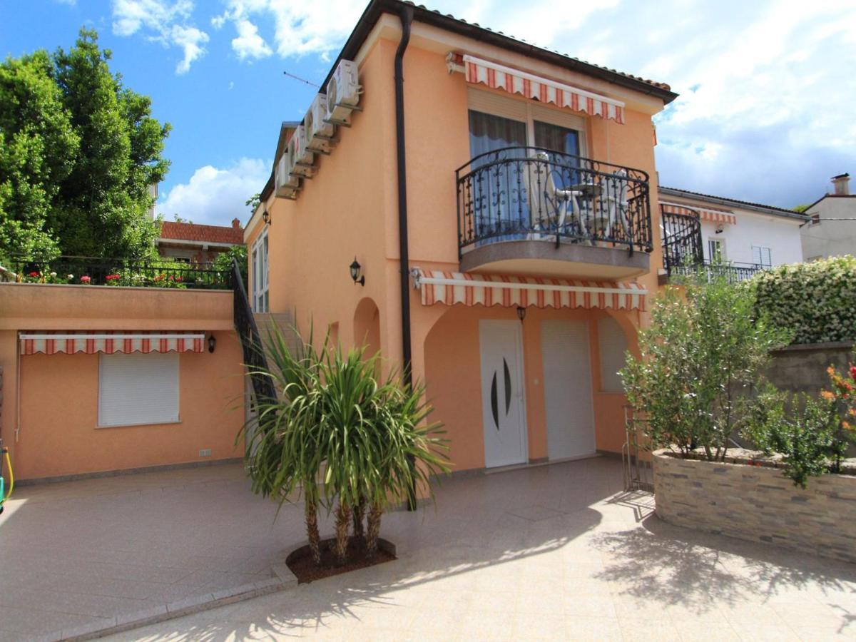 Apartments Carmen Crikvenica Exterior photo