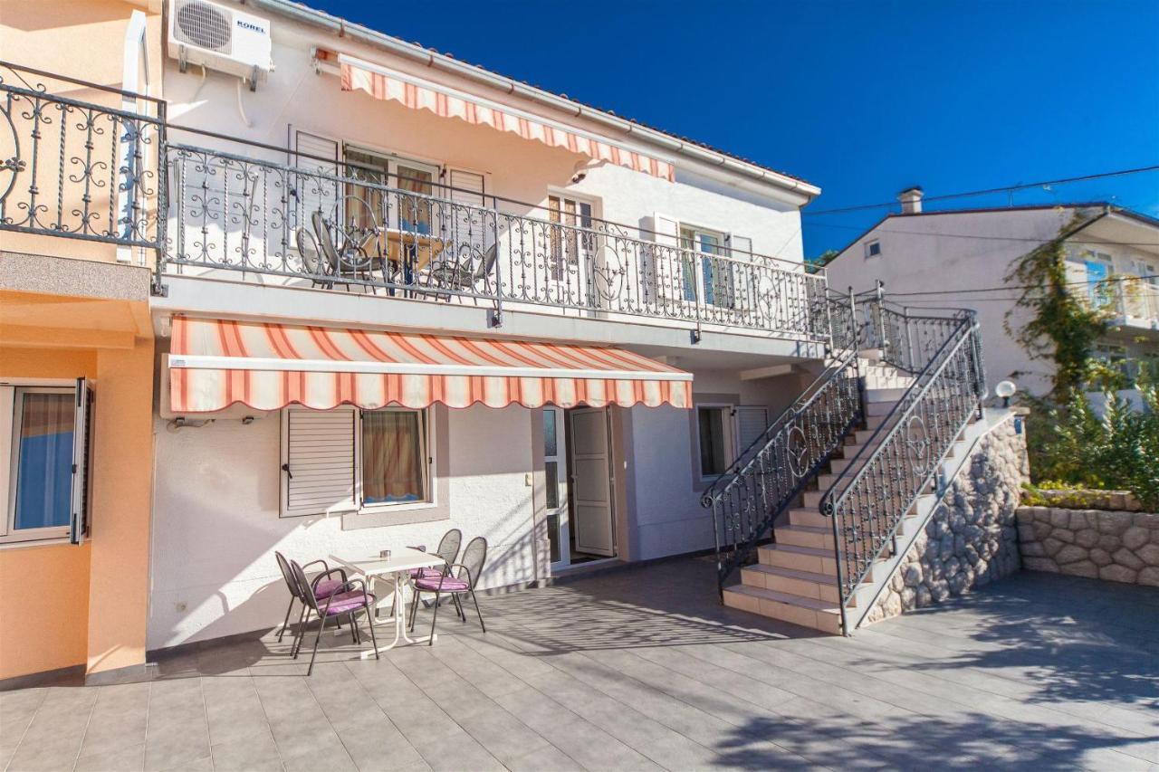 Apartments Carmen Crikvenica Exterior photo